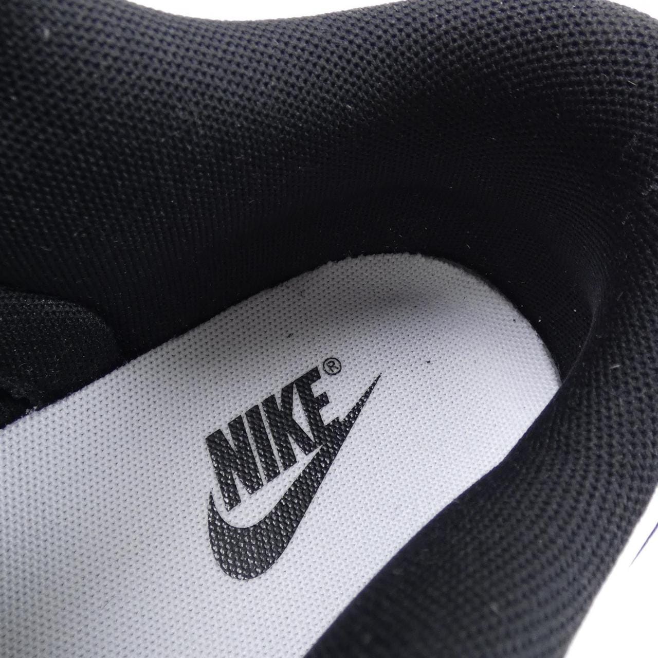 ナイキ NIKE スニーカー