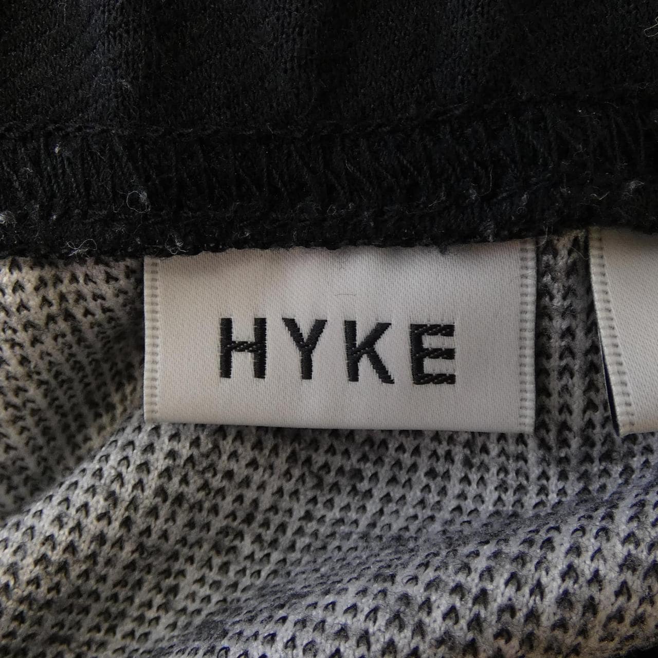 ハイク HYKE パンツ