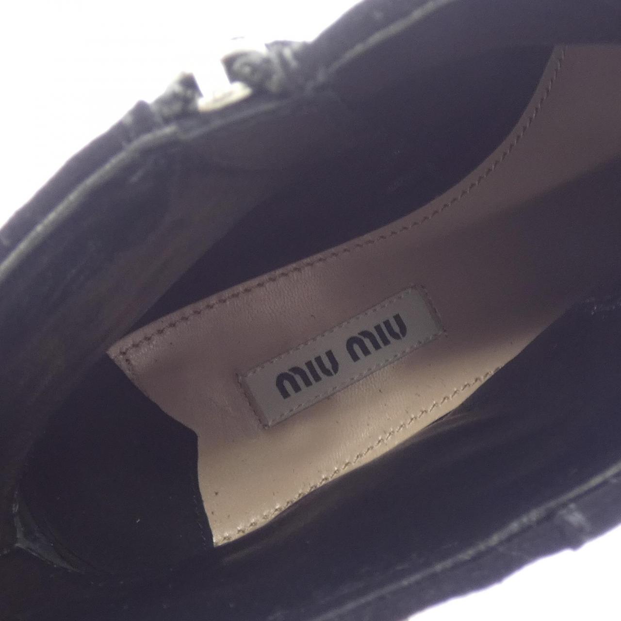 ミュウミュウ MIU MIU ブーツ