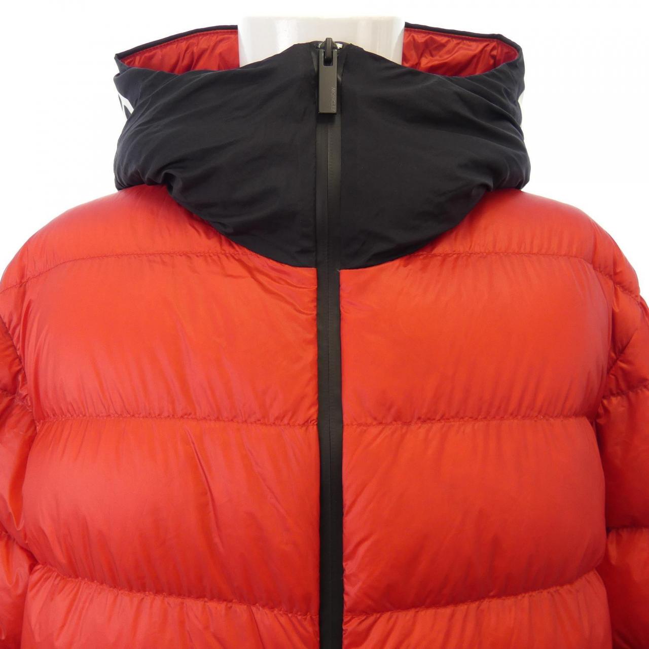 モンクレール MONCLER ダウンジャケット