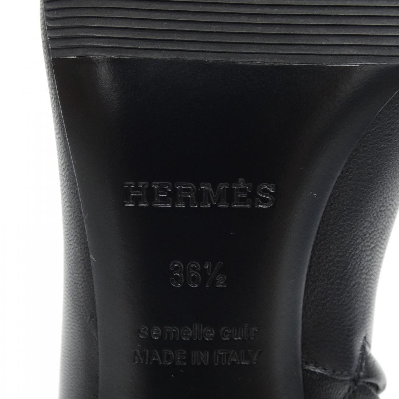 エルメス HERMES ブランシュ アピバックル 202245Z ブーツ