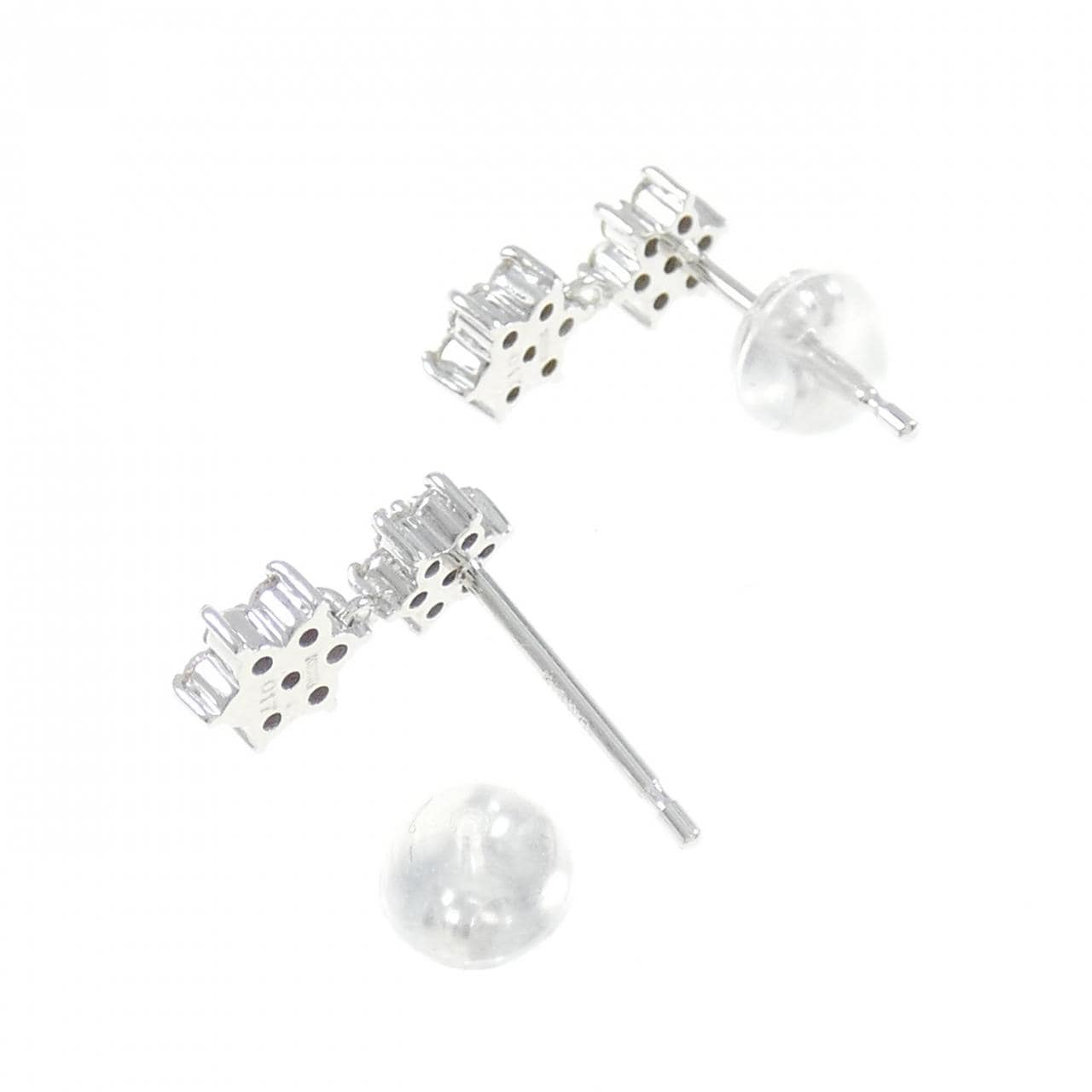 K18WG フラワー ダイヤモンド ピアス 0.34CT