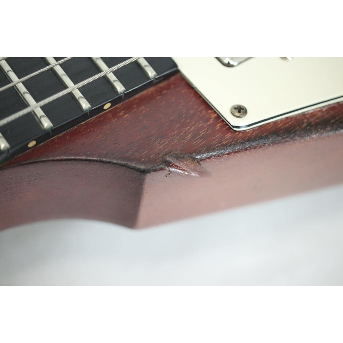 GIBSON FLYING V FADED CHERRY