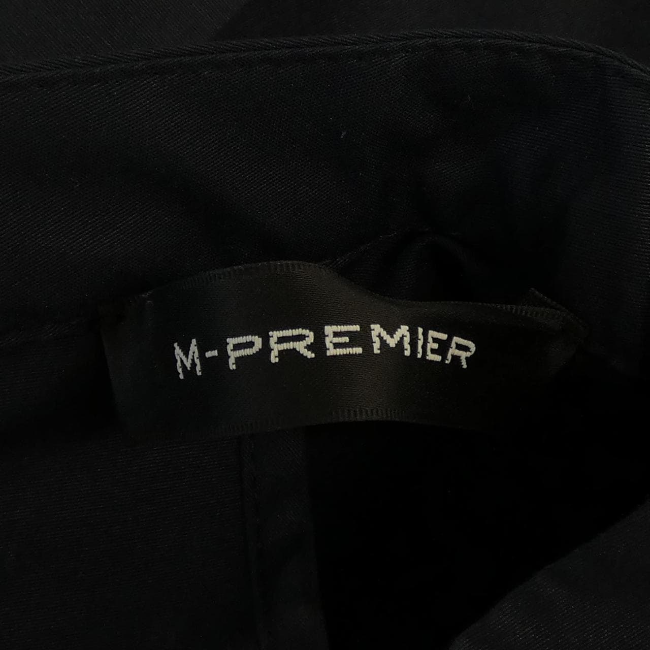 エムプルミエ M-Premier トップス