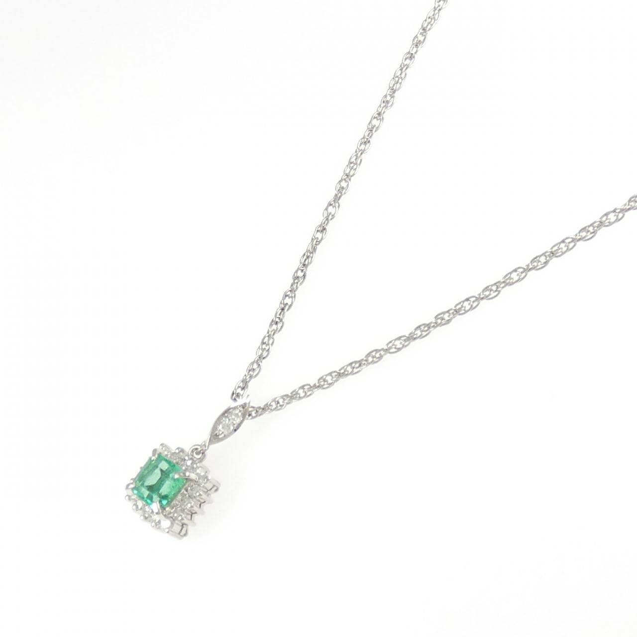 PT900 エメラルド ネックレス 0.83CT