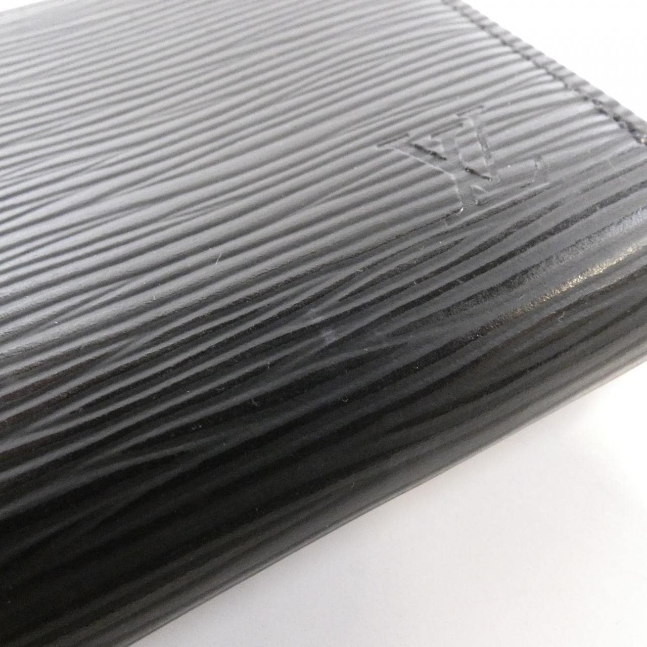 ルイヴィトン エピ ジッピー コインパース M60152 コインケース