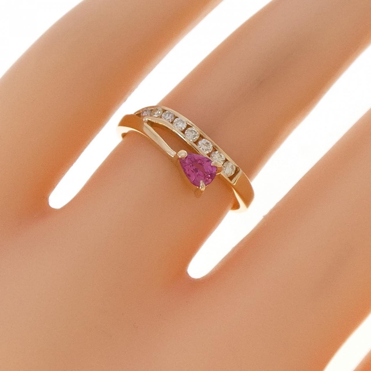 K18YG ルビー リング 0.31CT