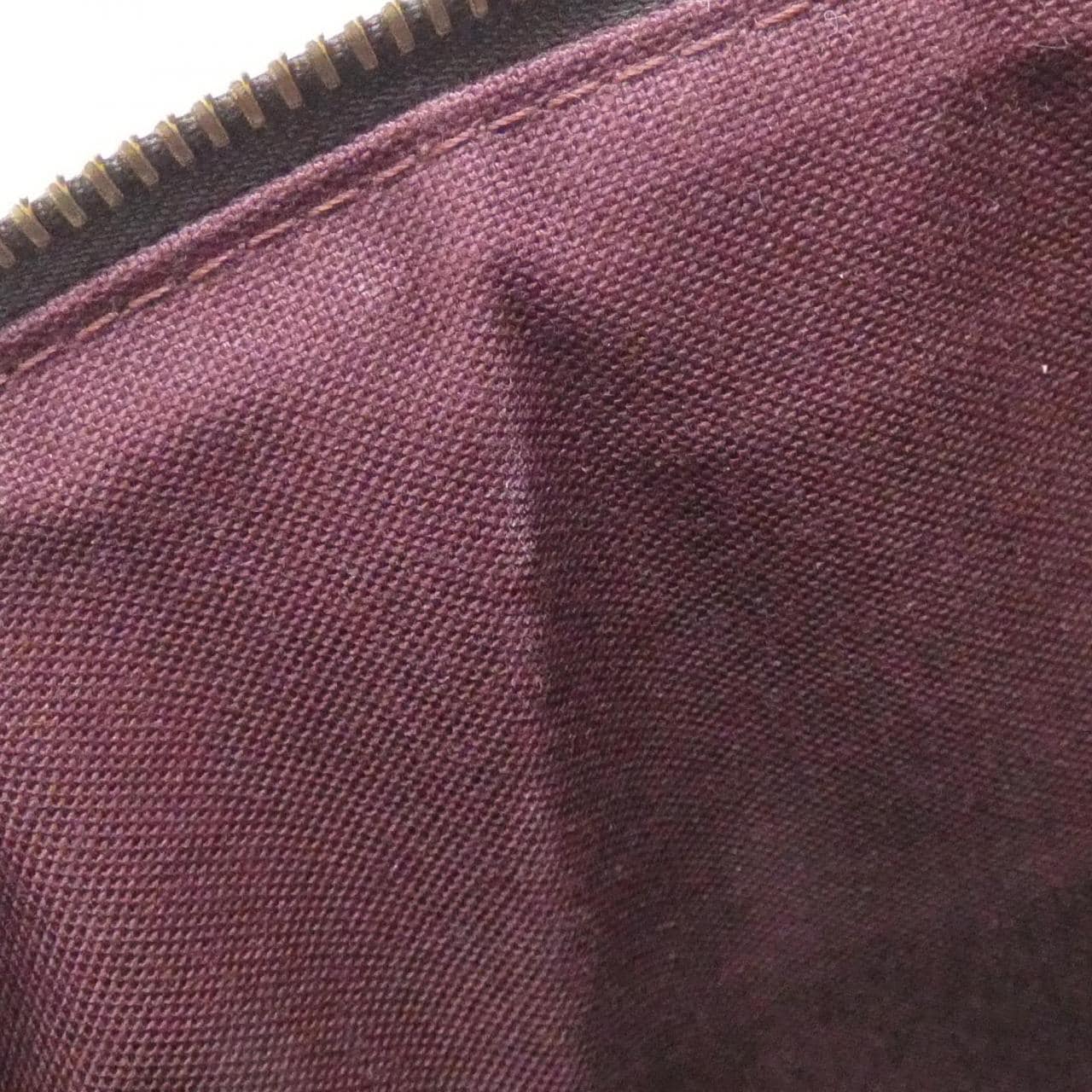 LOUIS VUITTON Monogram Rivoli MM M44546 包