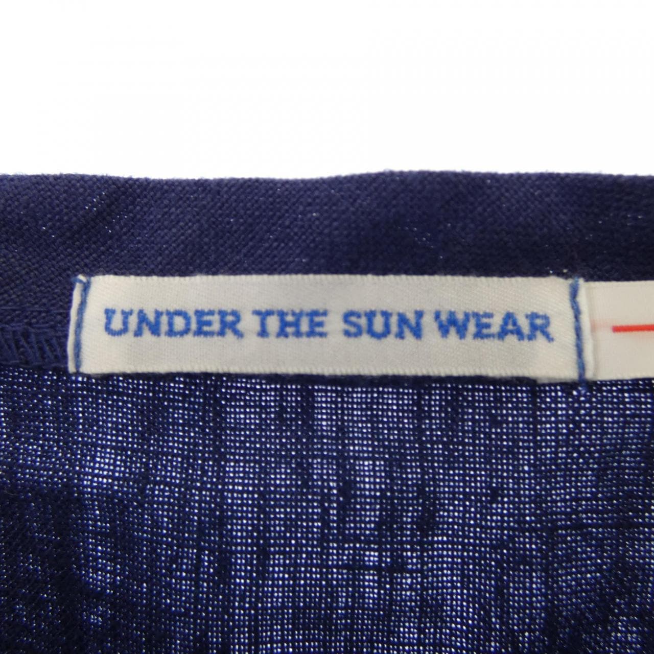 UNDER THE SUN WEAR Tシャツ