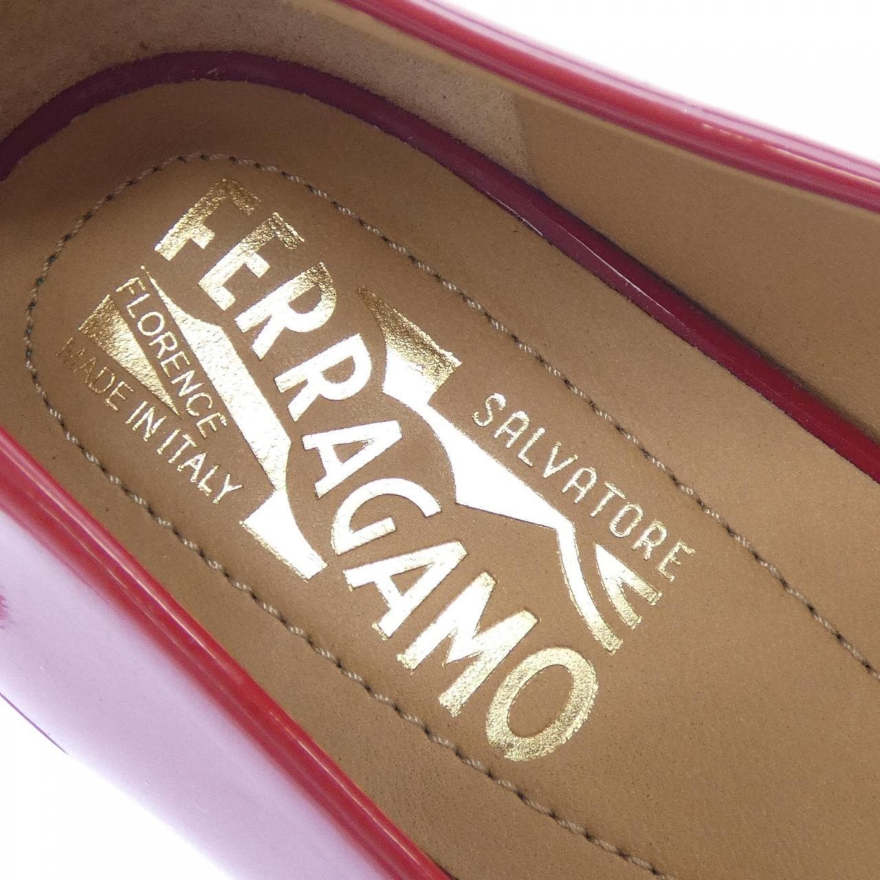サルヴァトーレフェラガモ SALVATORE FERRAGAMO パンプス