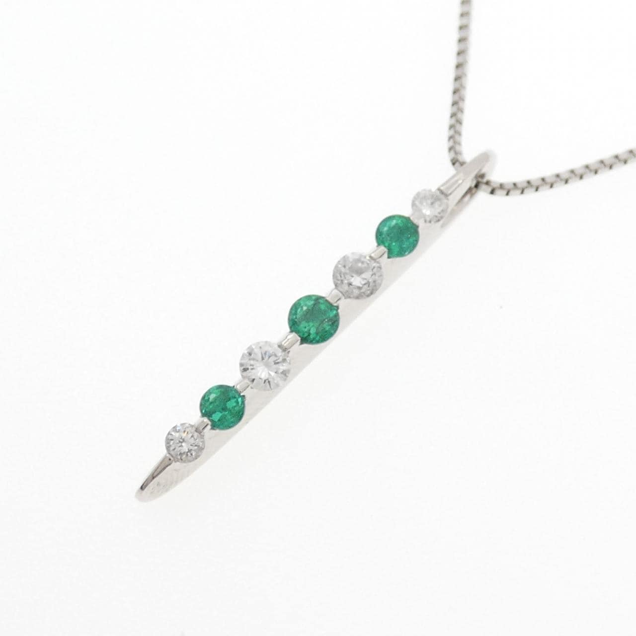 PT900/PT850 エメラルド ネックレス 0.24CT