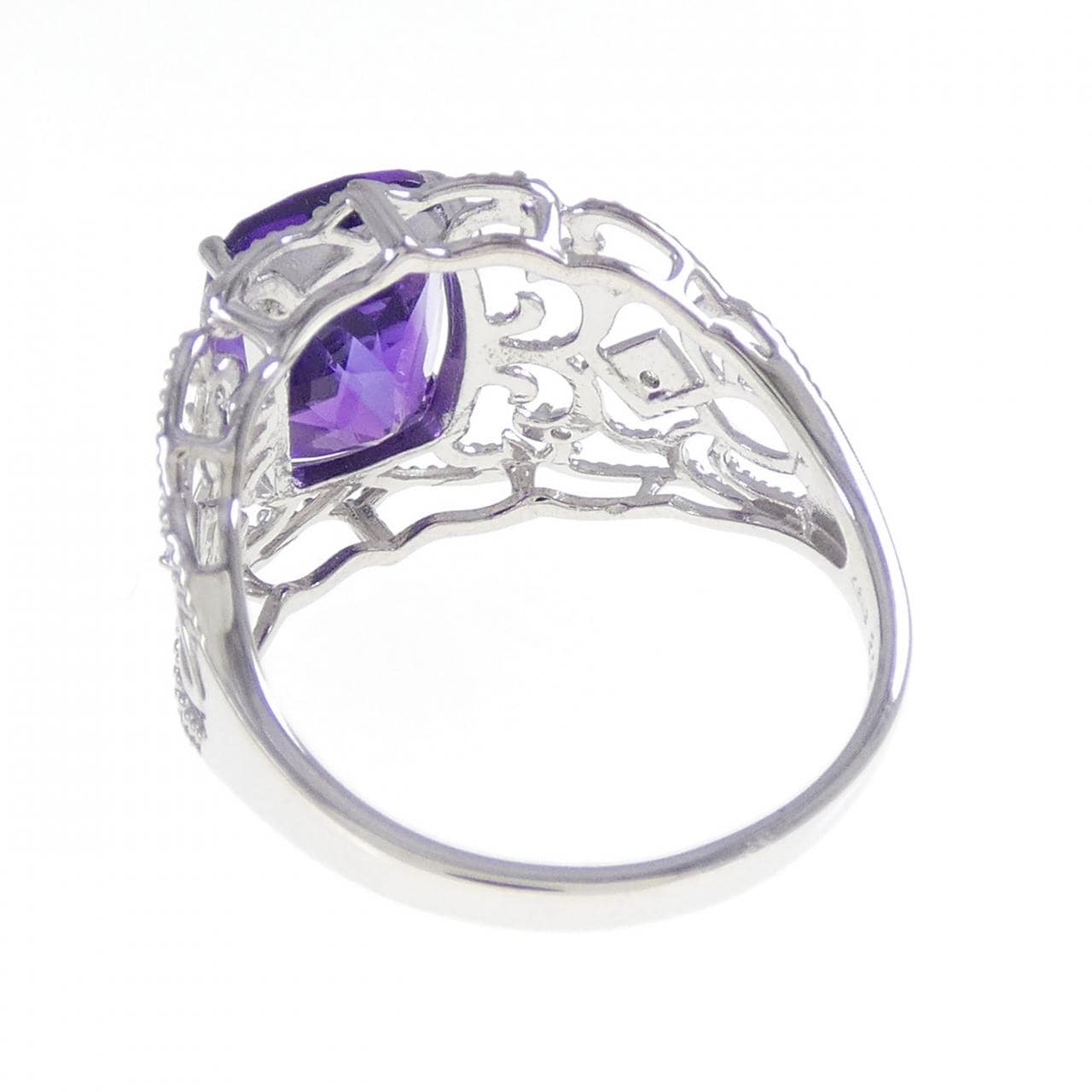 K18WG アメジスト リング 3.15CT