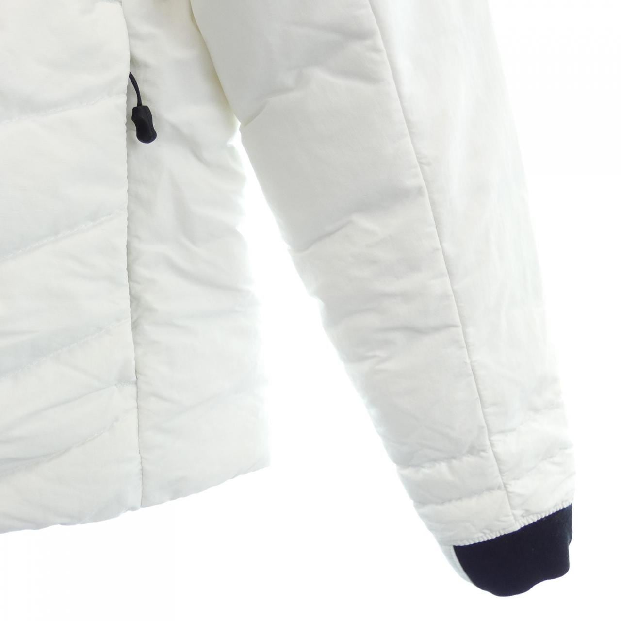 カナダグース CANADA GOOSE ダウンジャケット