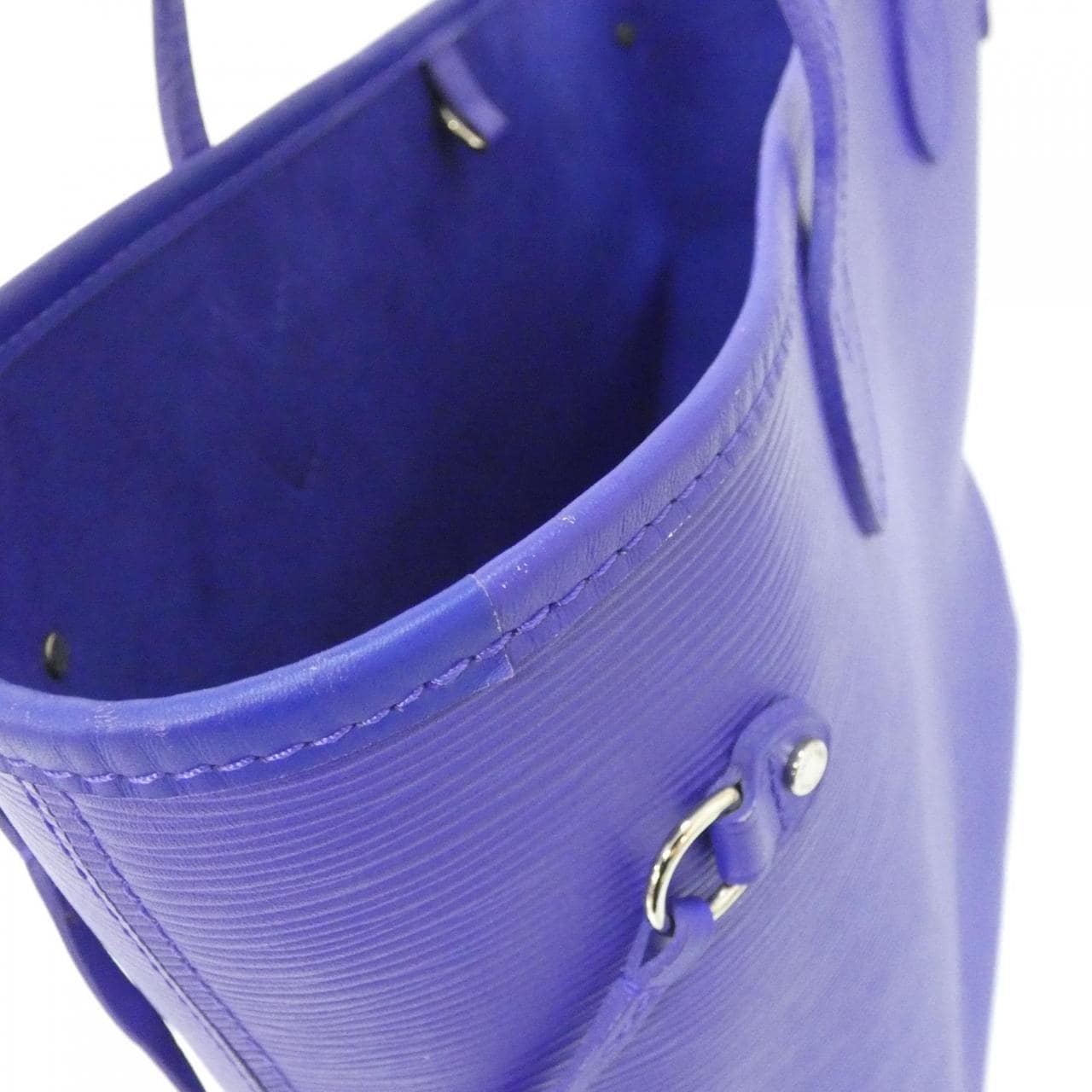 ルイヴィトン エピ ネヴァーフル MM M40883 バッグ