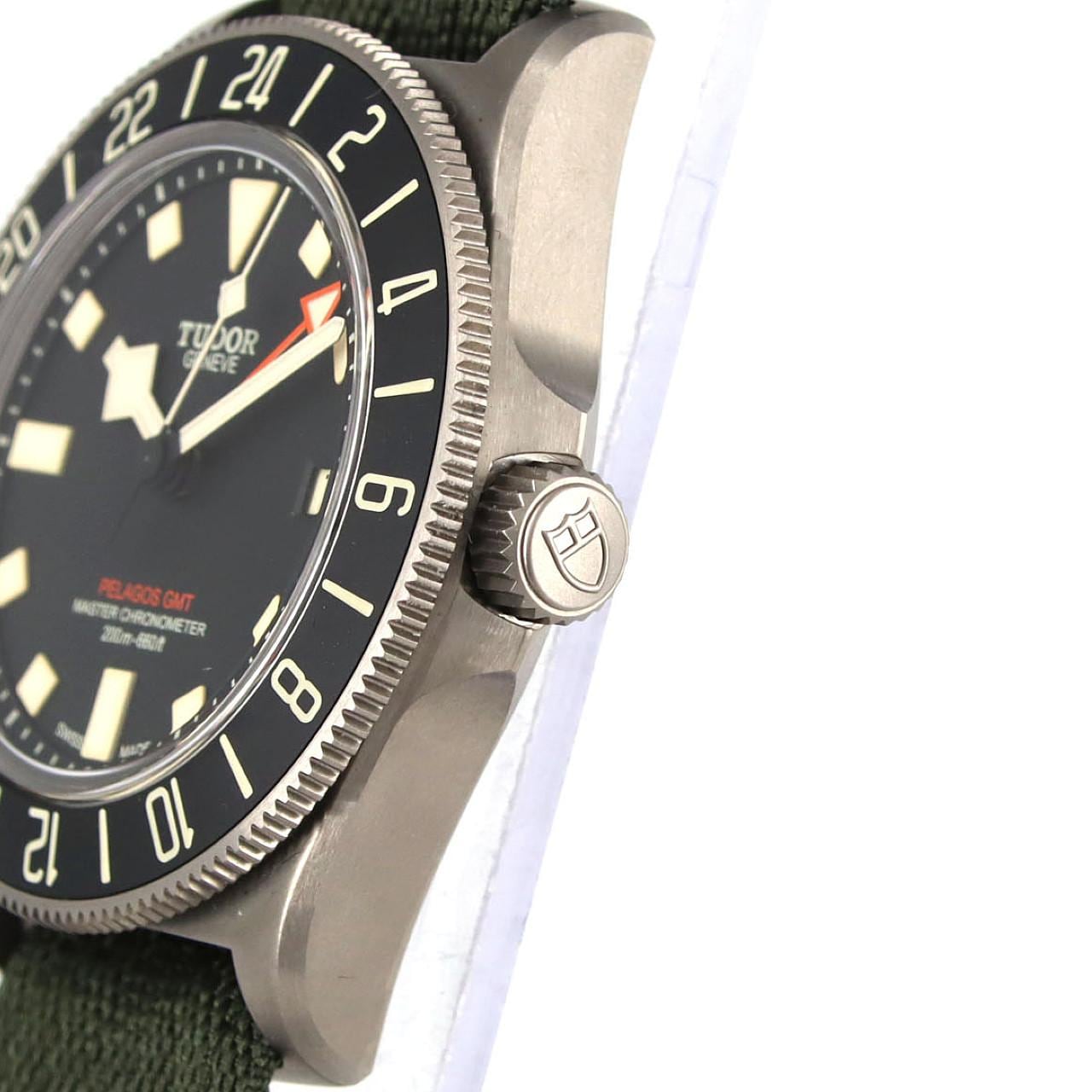 チューダー/チュードル ペラゴスFXD GMT TI M2542G257NU-0002 TI 自動巻