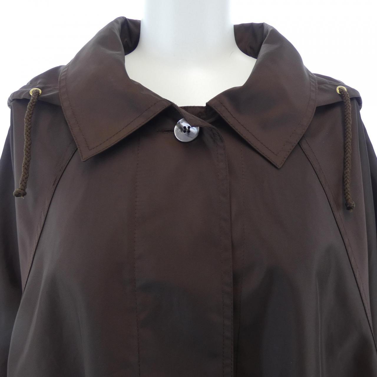 サルヴァトーレフェラガモ SALVATORE FERRAGAMO コート