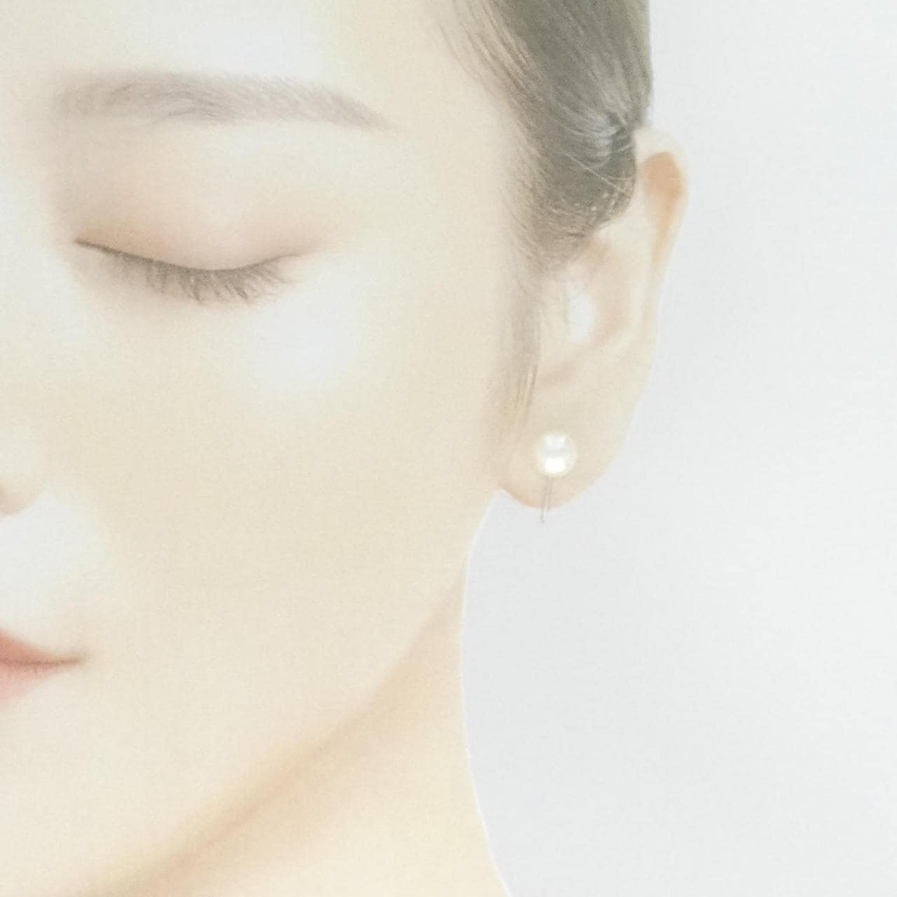 MIKIMOTO Akoya pearl earrings 7.7mm