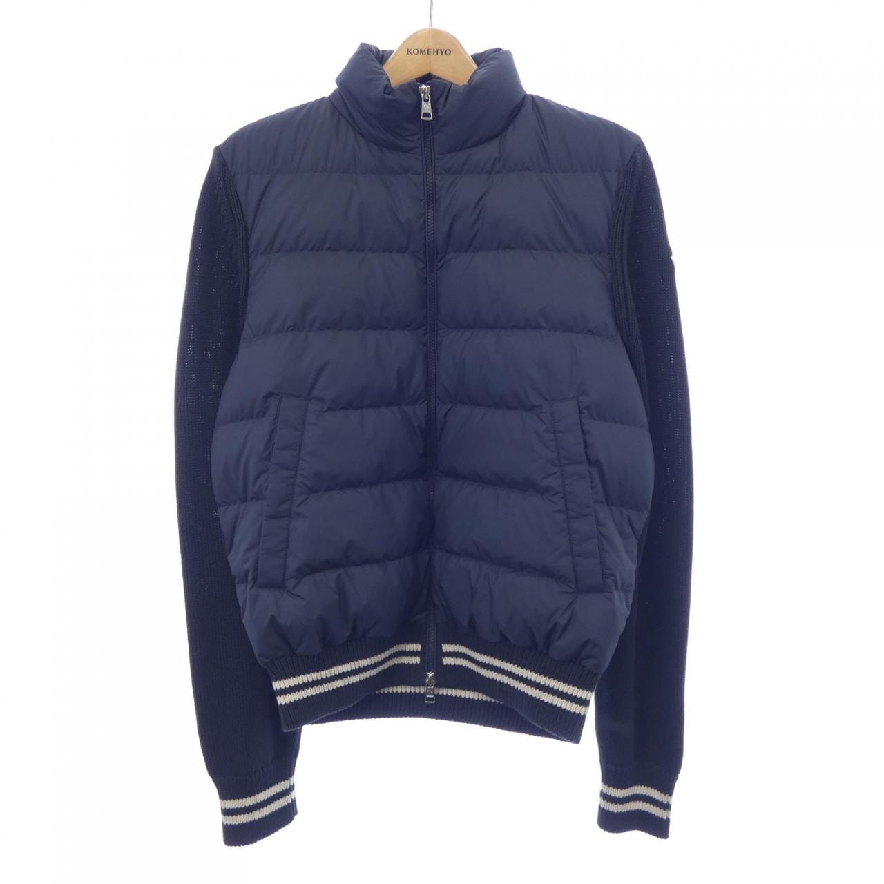 モンクレール MONCLER 20919B00001 ダウンジャケット