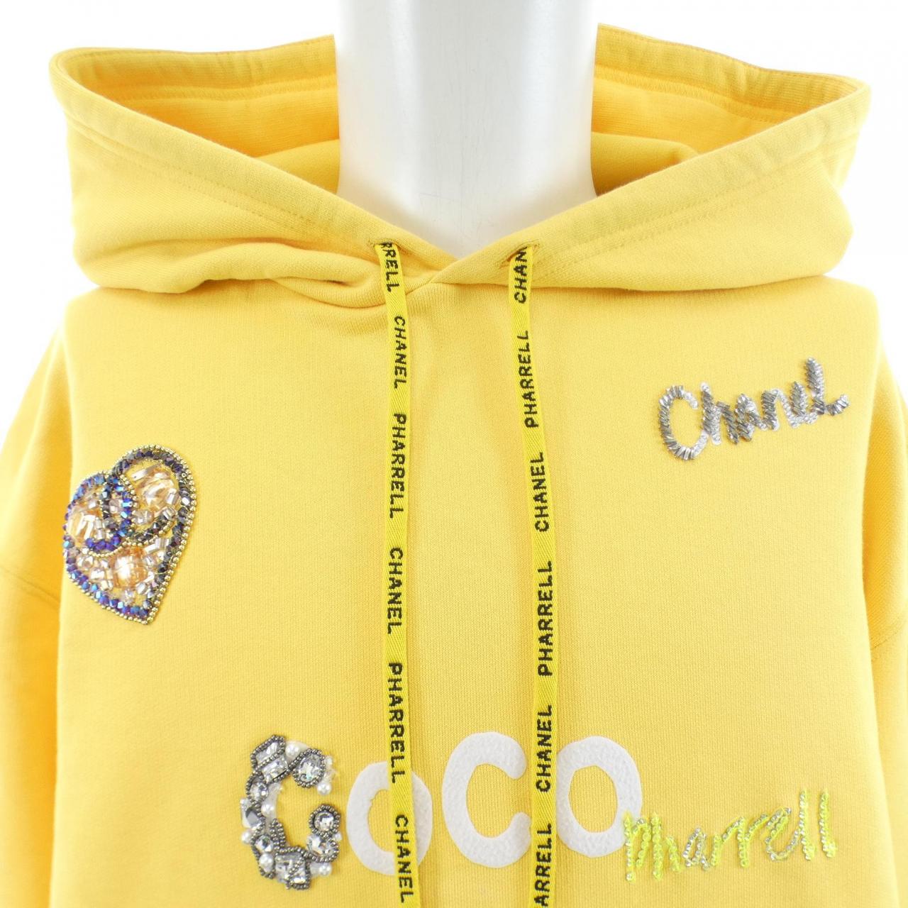 シャネル CHANEL PHARRELL WILLIAMS P61050K46831 パーカー