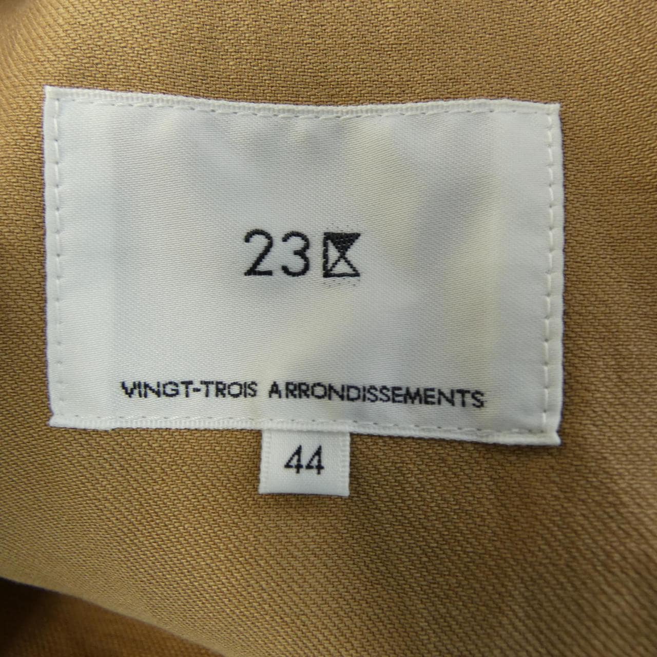 ニジュウサンク 23区 コート