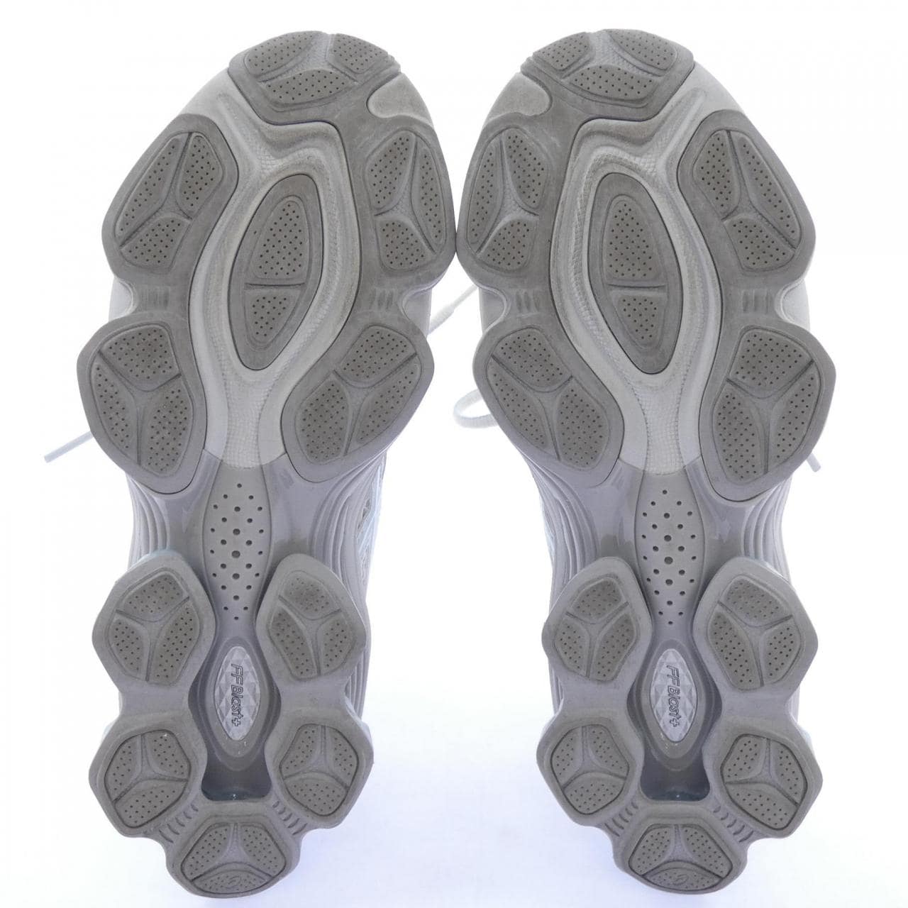 アシックス ASICS 1203A958-100 スニーカー