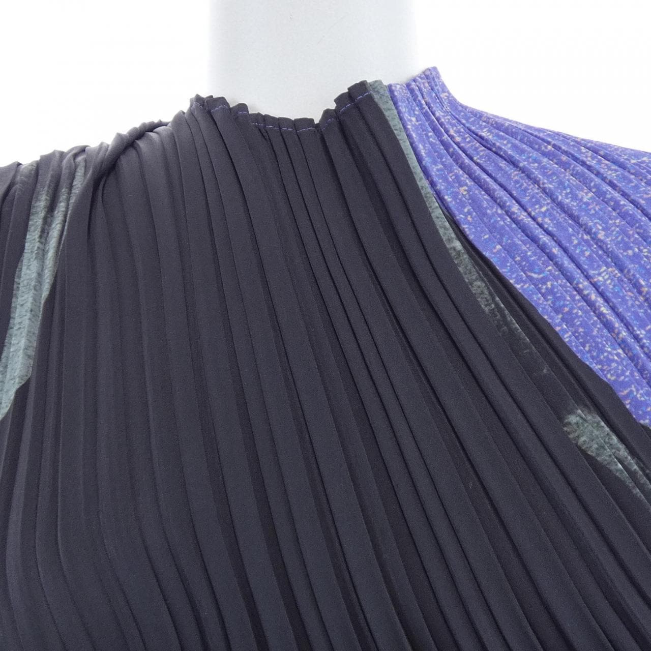 イッセイミヤケ ISSEY MIYAKE IM31FH679 ワンピース