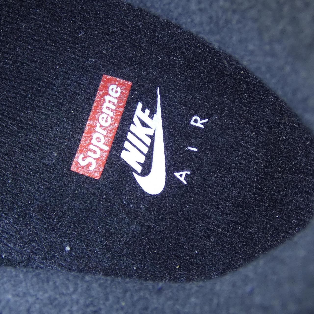 ナイキシュプリーム NIKE×SUPREME スニーカー
