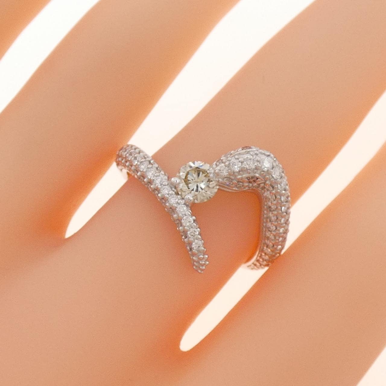 K18WG スネーク ダイヤモンド リング 1.00CT