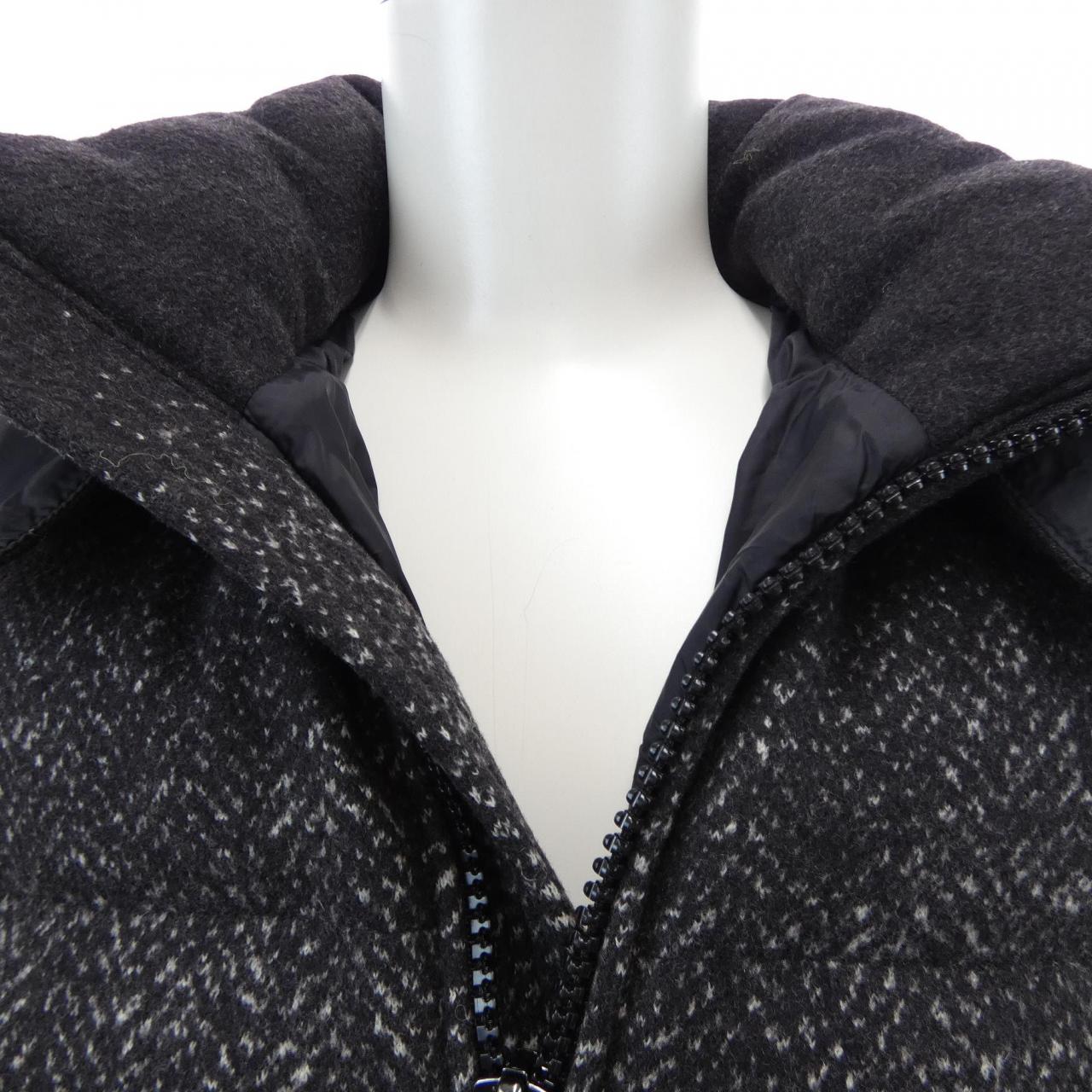 モンクレール MONCLER A20914033805 MONTGENEVRE ダウンジャケット