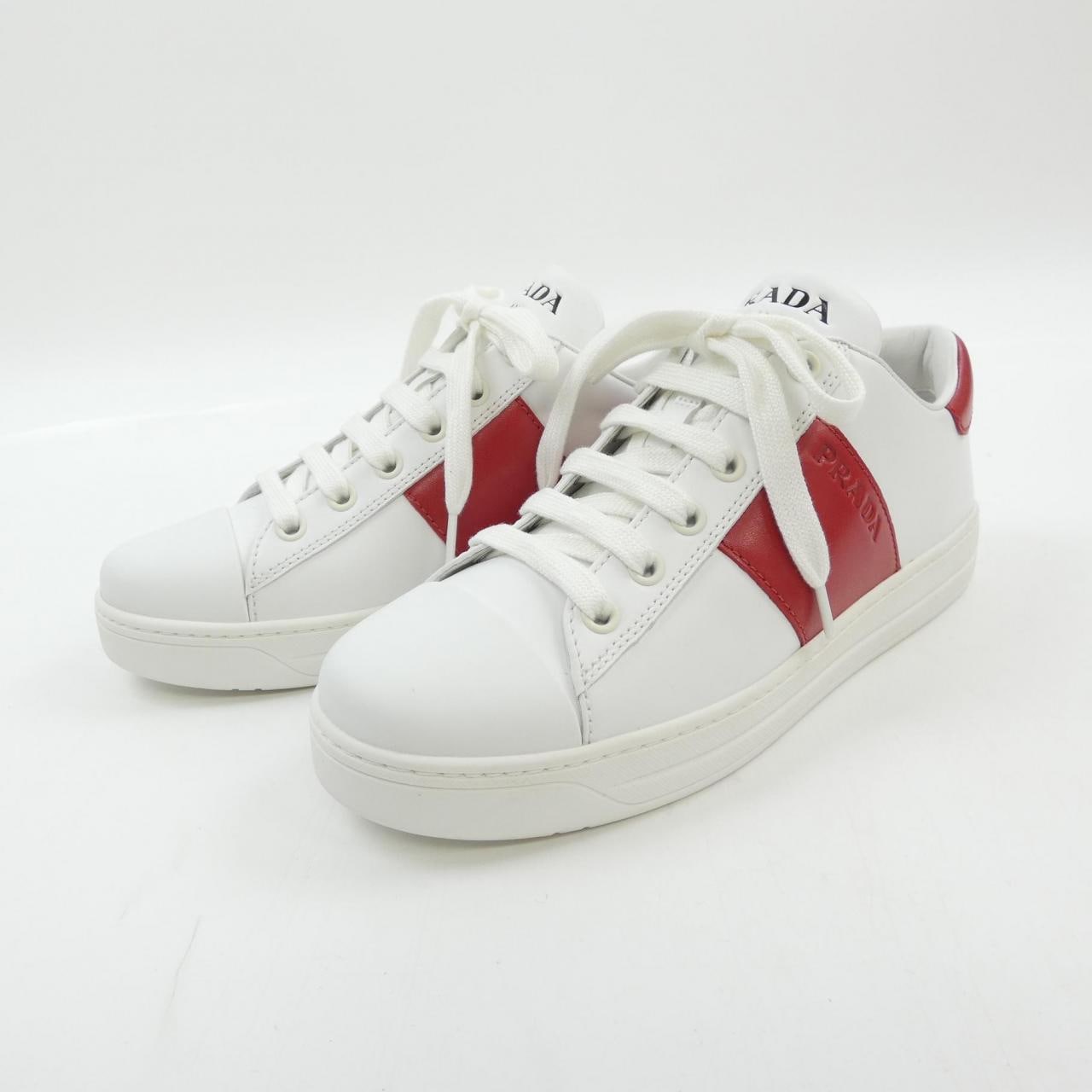 プラダ PRADA スニーカー