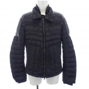 モンクレール MONCLER ダウンジャケット