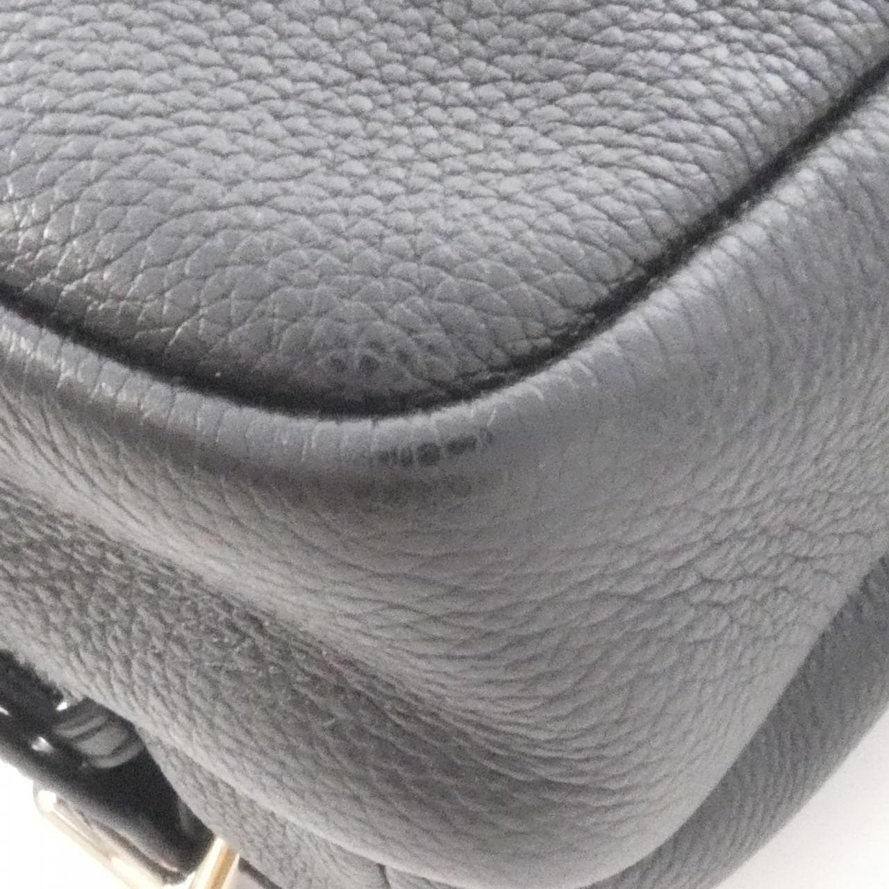 ロエベ ミリタリー メッセンジャー XS 317 12AA72 ショルダーバッグ