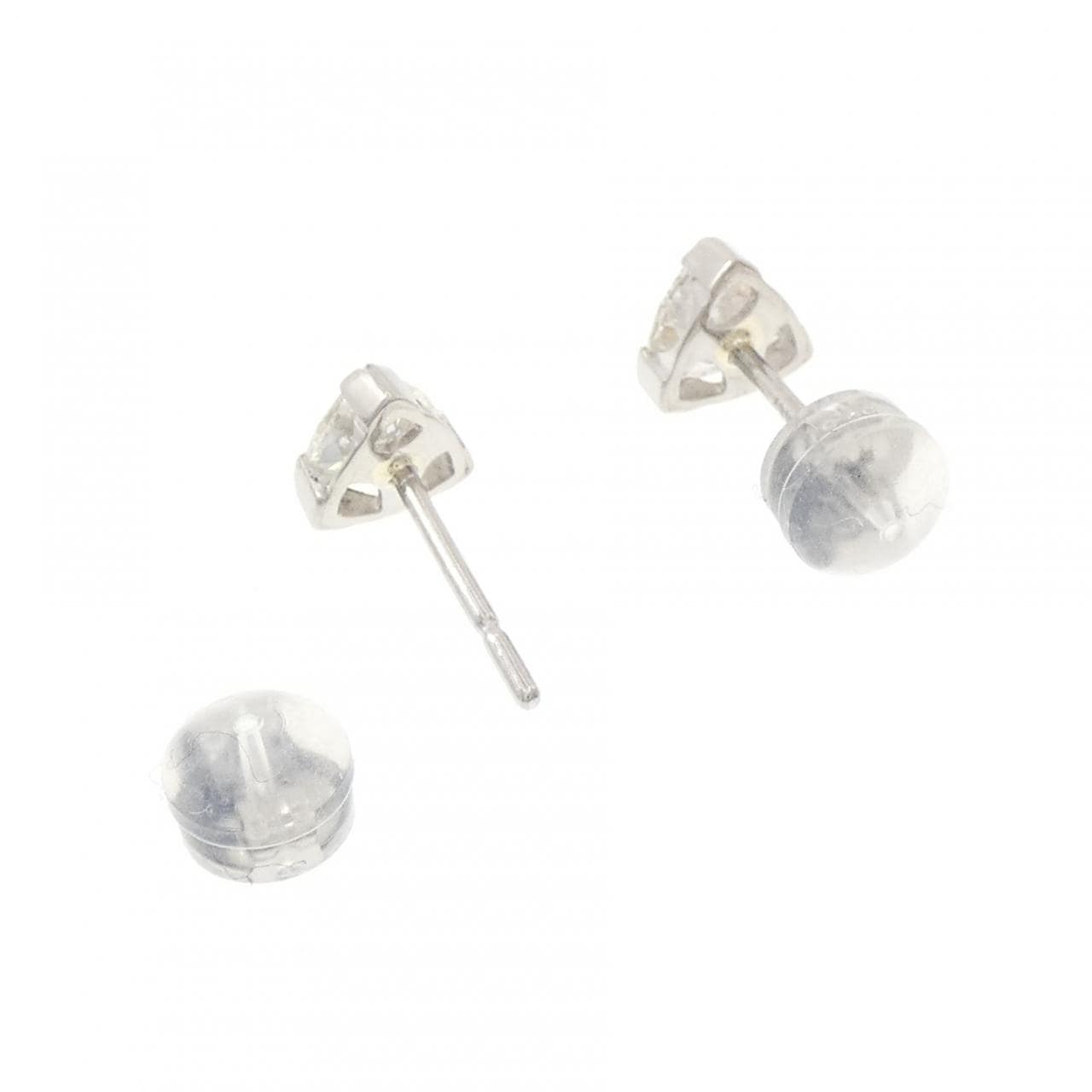 PT900 ソリティア ダイヤモンド ピアス