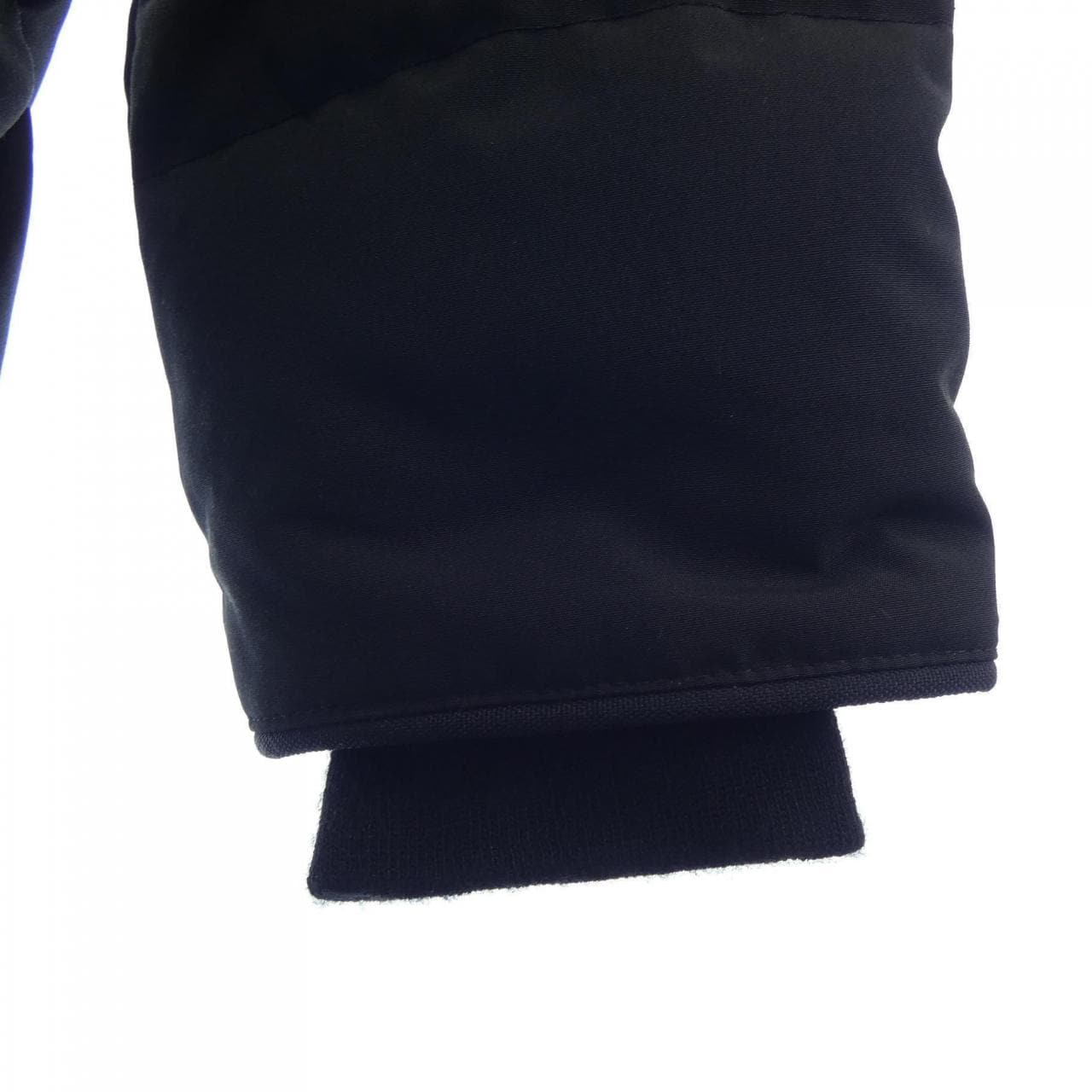 カナダグース CANADA GOOSE ダウンジャケット