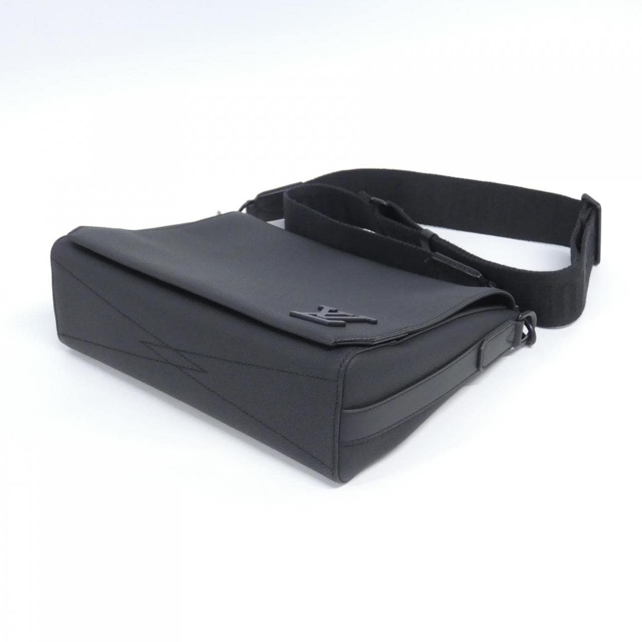 ルイヴィトン LVアエログラム テイクオフ メッセンジャー M57080 ショルダーバッグ