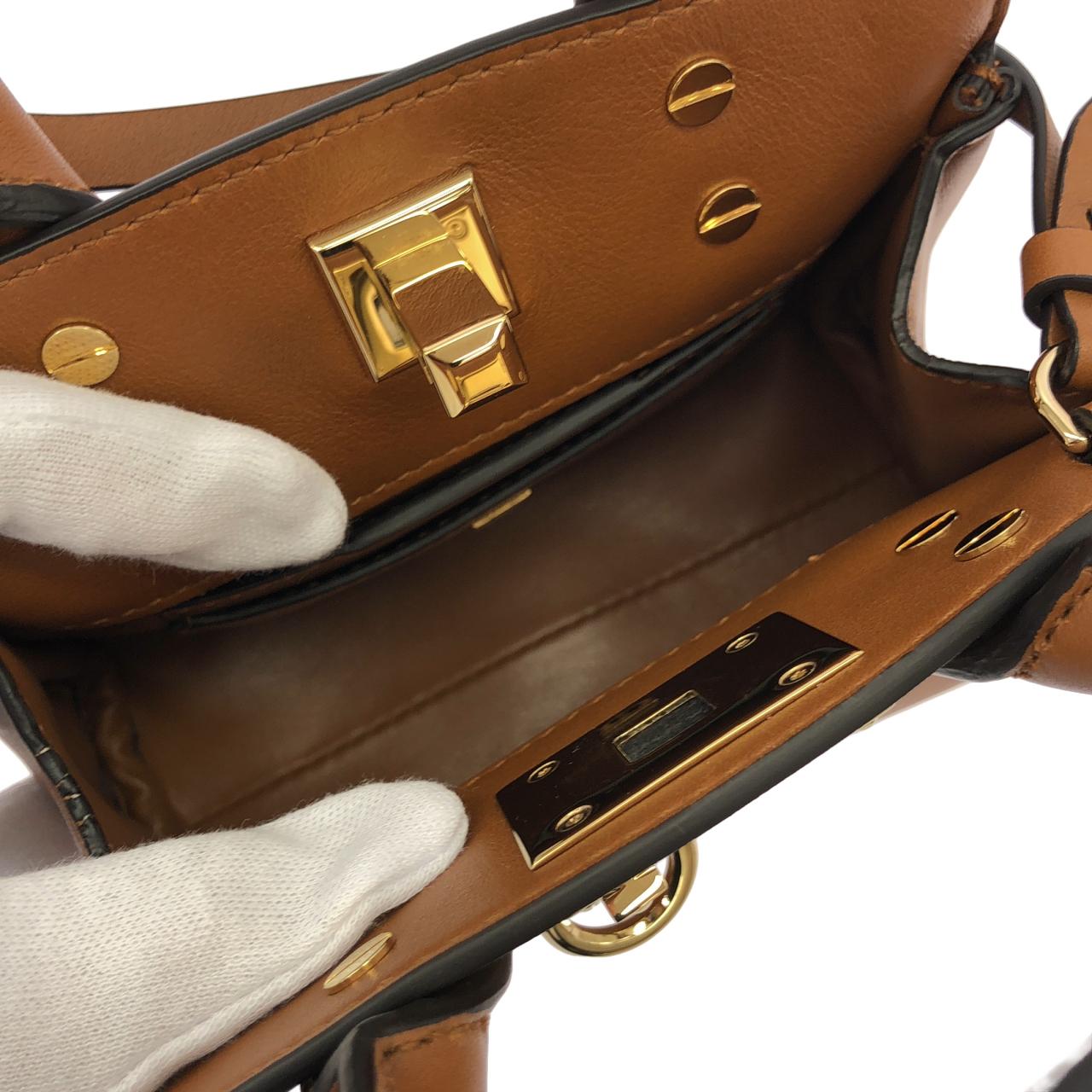 サルヴァトーレフェラガモ 21 H672 バッグ