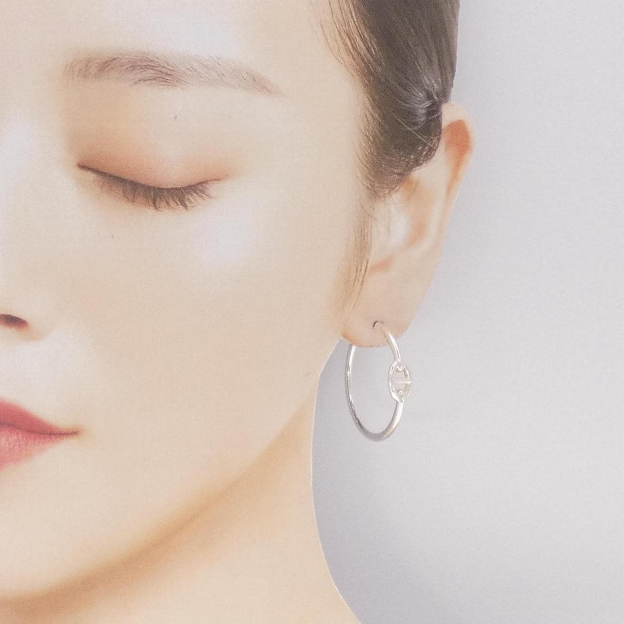 エルメス シェーヌダンクル アンシェネ ラージ ピアス