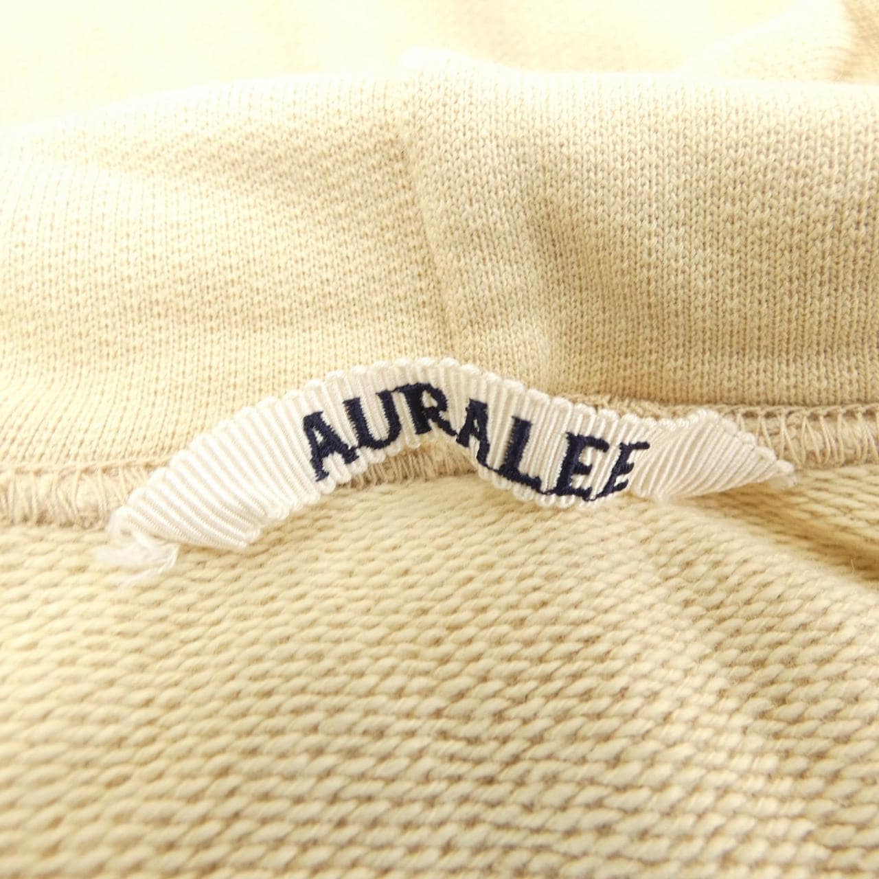 オーラリー AURALEE A8SP01GU パーカー