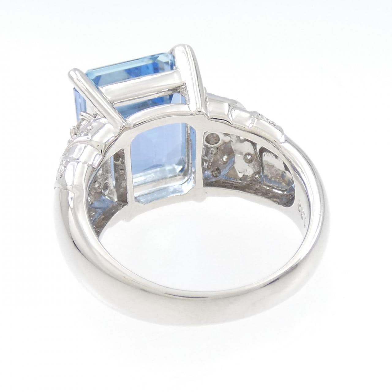 Tasaki Aquamarine ring