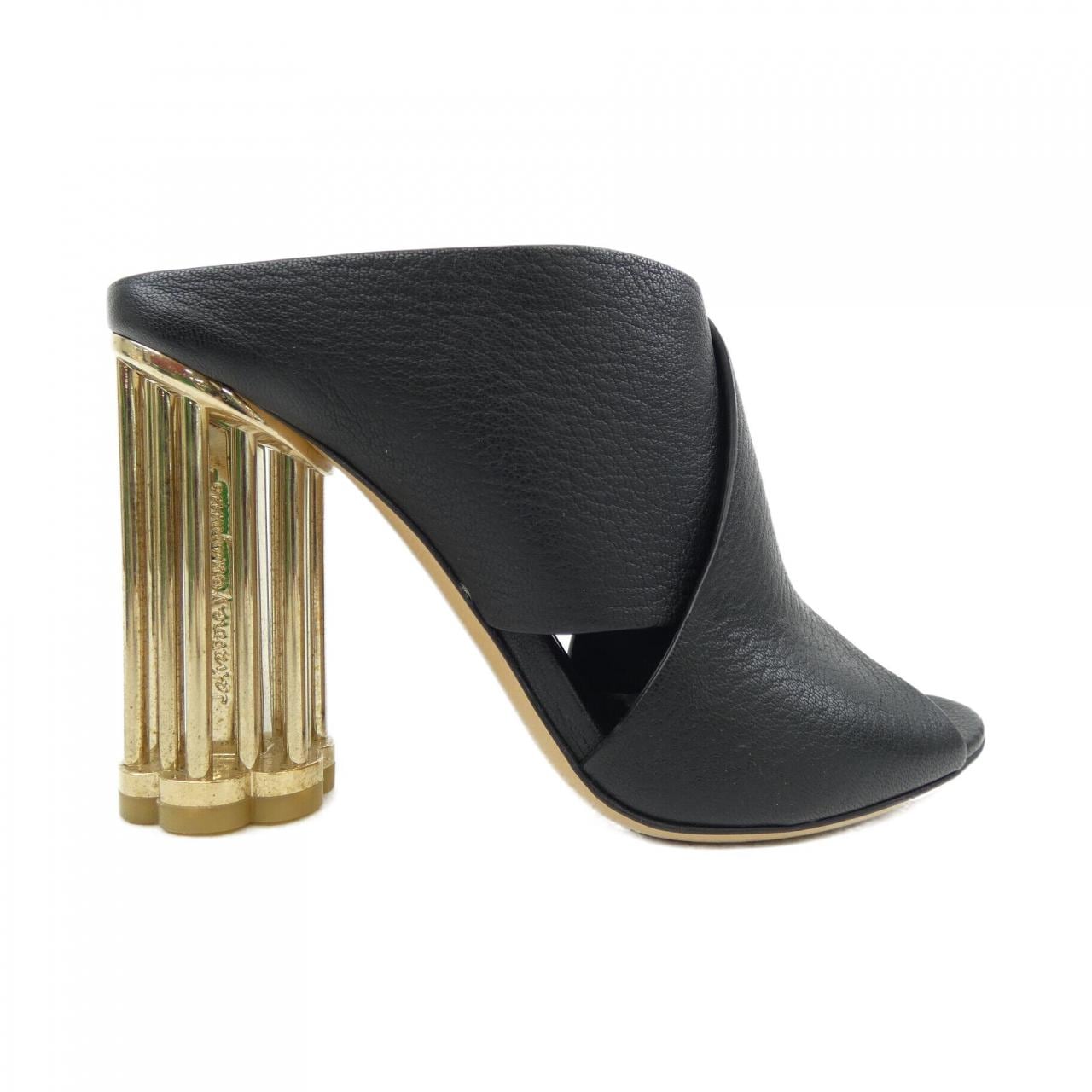 サルヴァトーレフェラガモ SALVATORE FERRAGAMO DS 56104 サンダル