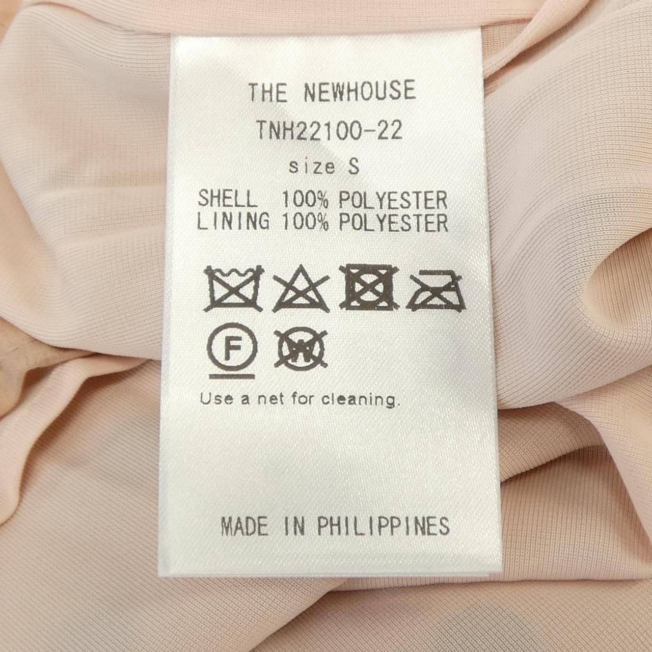 ザニューハウス THE NEWHOUSE トップス