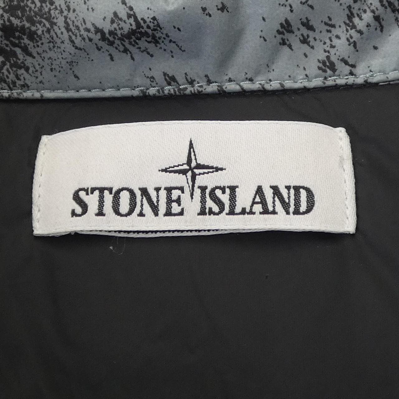 ストーンアイランド STONE ISLAND 8115462E1-A ダウンジャケット