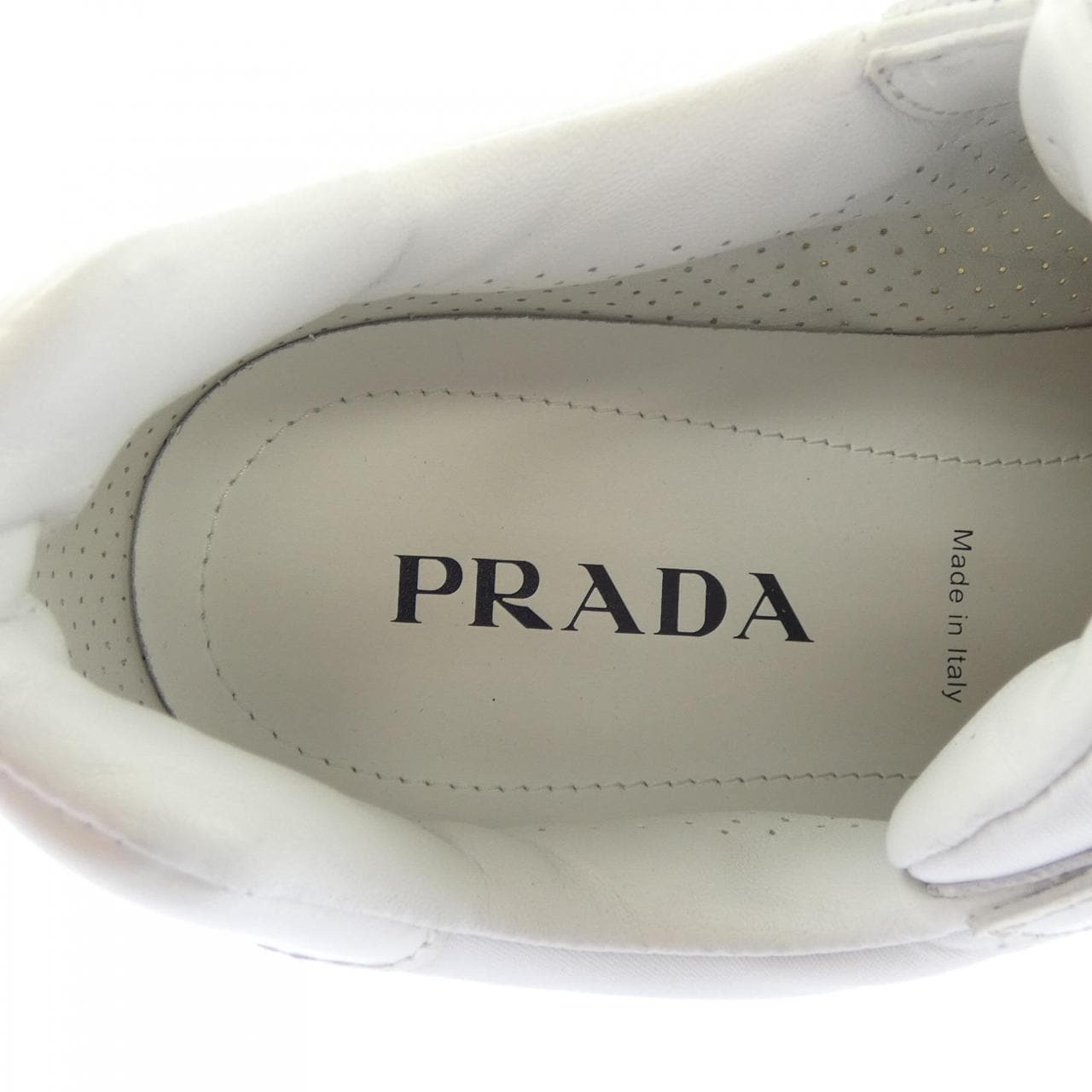 プラダ PRADA ブラッシュドレザースニーカ- 2EE369 トライアングルロゴ スニーカー