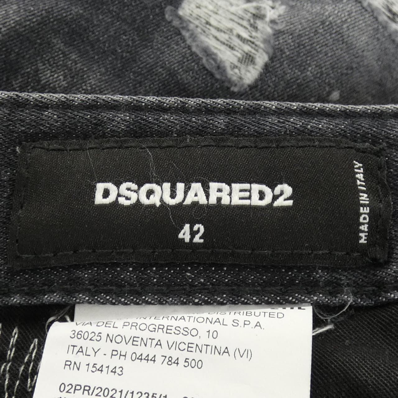 ディースクエアード DSQUARED2 S74LB0998 ジーンズ