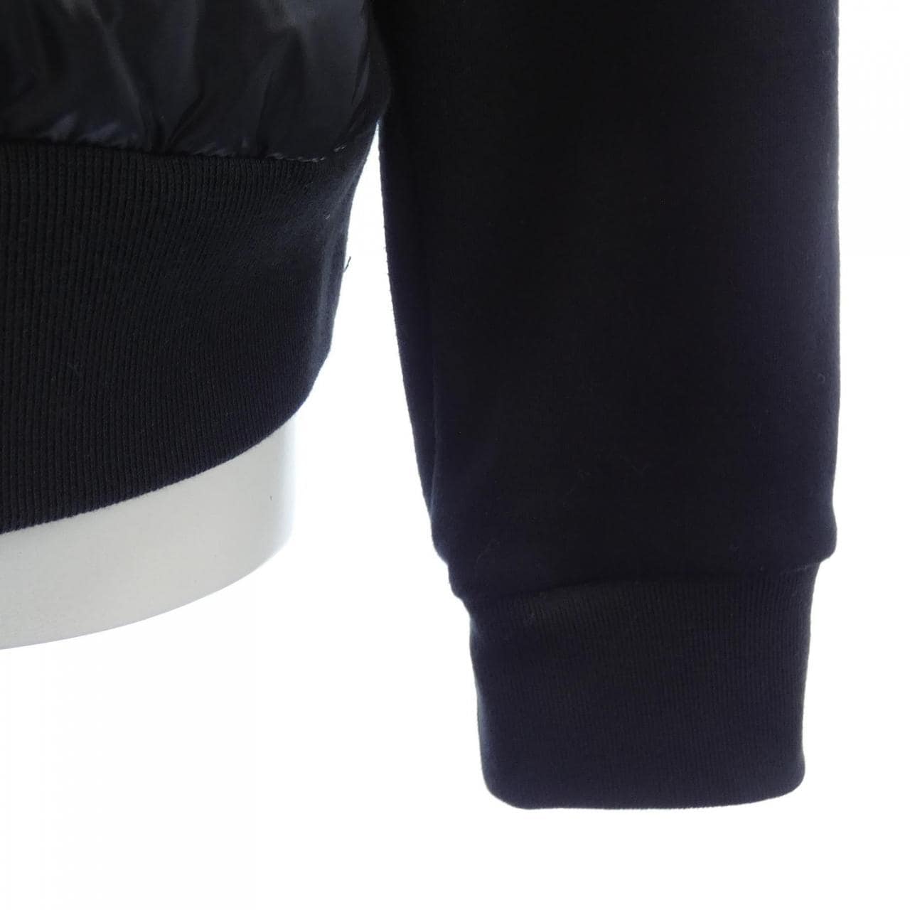 モンクレール MONCLER 10938G00028 ダウンジャケット