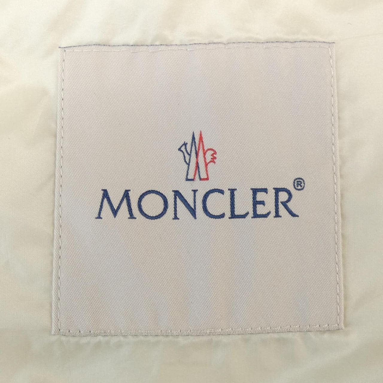 MONCLER蒙克勒·布盧森