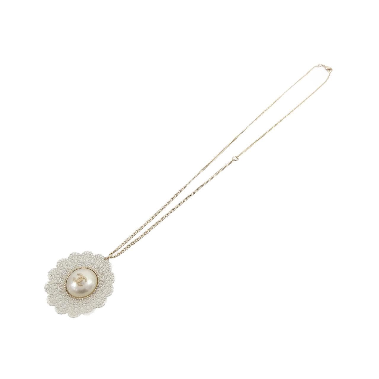 CHANEL necklace