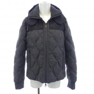 モンクレール MONCLER ダウンジャケット