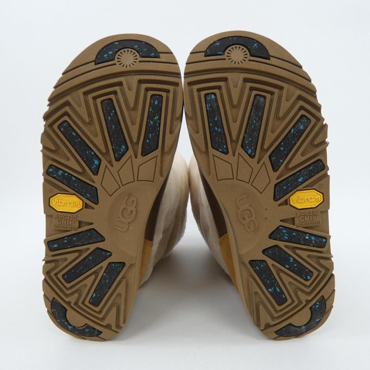 アグ UGG ブーツ
