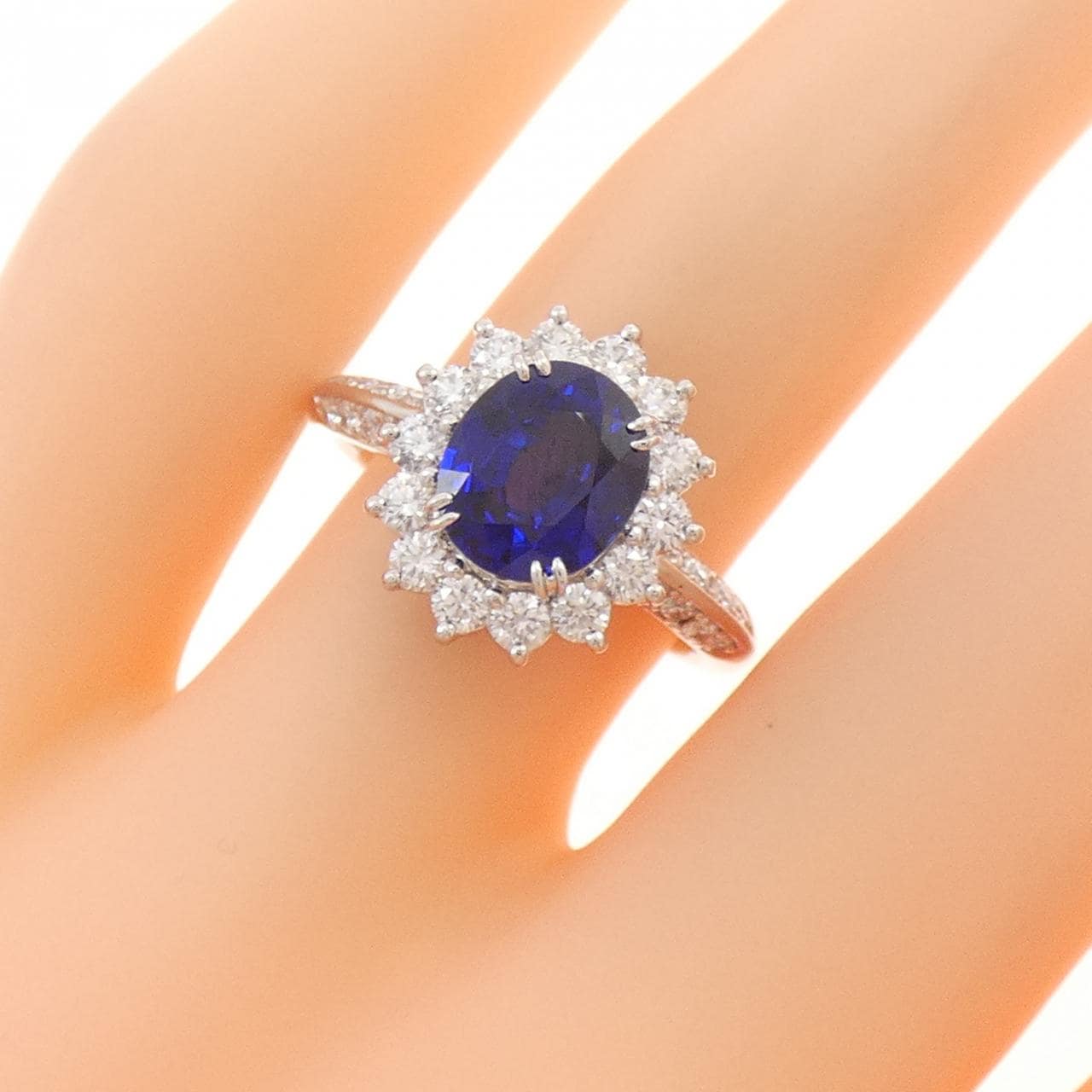 クイーン サファイヤ リング 1.721CT